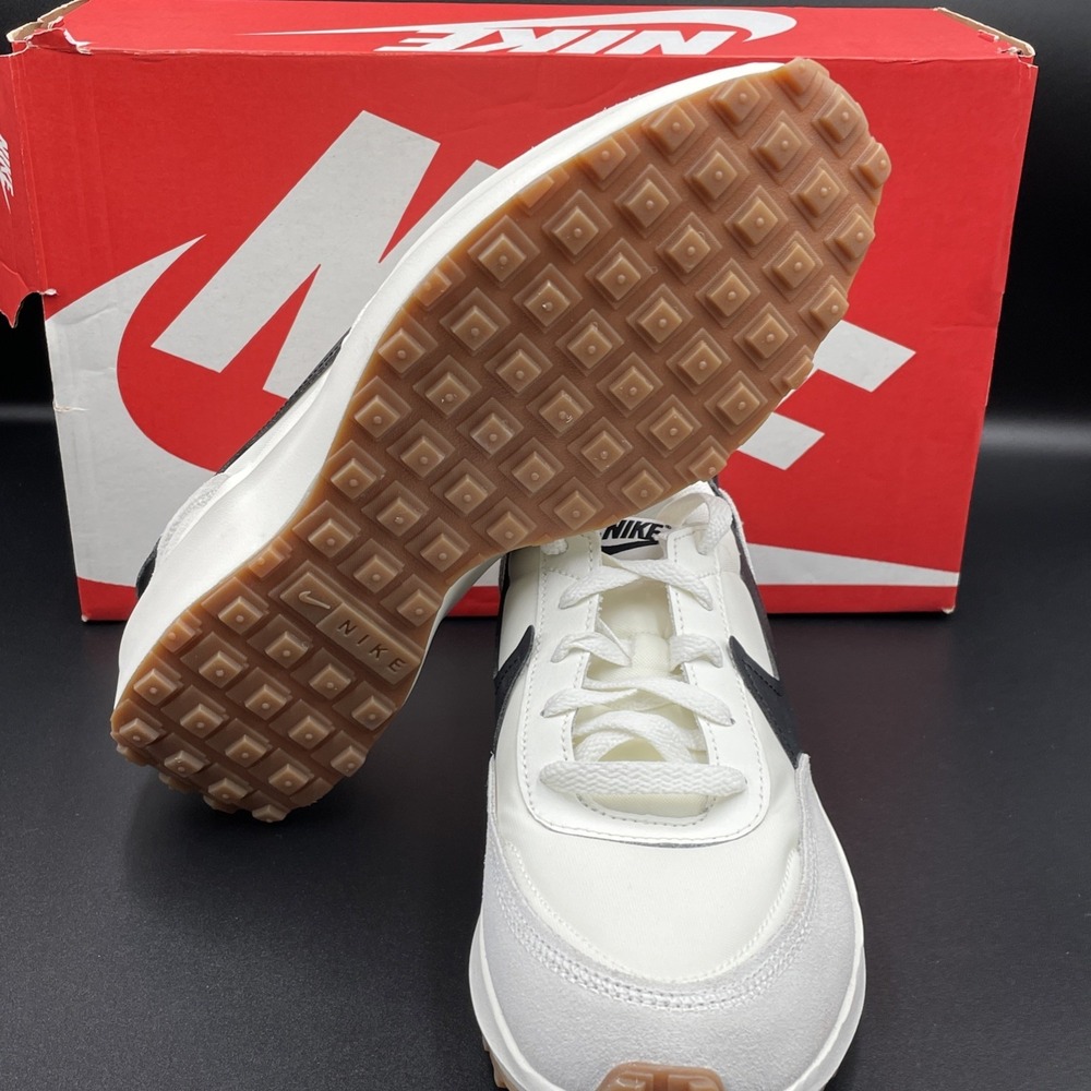 Nike Waffle Debut Shoes White / Sail / Black DH9523-109 Women's Size 11 NEW - Picture 3 of 7